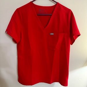 Figs red Catarina scrub top